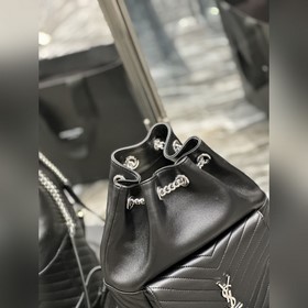 Размеры： 22 × 29 × 15 см Модель： 672609