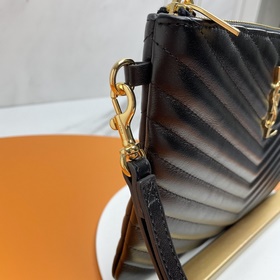 Сумка Saint Laurent 24 см Оригинальная сумка Saint Laurent с узор