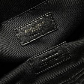 Сумка Saint Laurent 30 см Сумка Saint Laurent с узором из нескол
