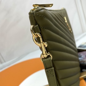 Сумка Saint Laurent 36 см Сумка Saint Laurent с узором из несколь