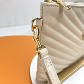 Сумка Saint Laurent 24 см Оригинальная сумка Saint Laurent с узор