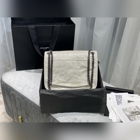 【Комплектация】 Модель： 633158 Оригинальная кожа Размер： 28x20,5x8