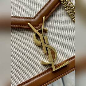 Модель： 532750 Размеры： 22 x 16,5 x 5,5 см