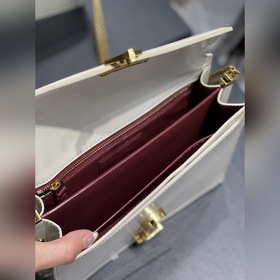 Модель： 532750 Размеры： 22 x 16,5 x 5,5 см