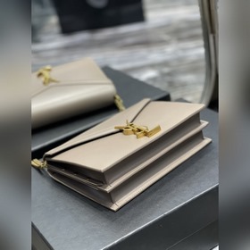 Модель： 532750 Размеры： 22 x 16,5 x 5,5 см