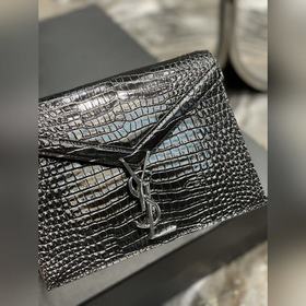 Модель： 532750 с крокодиловым узором Размеры： 22 x 16,5 x 5,5 см