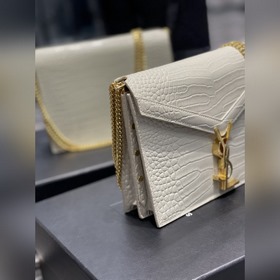 Модель： 532750 с крокодиловым узором Размеры： 22 x 16,5 x 5,5 см