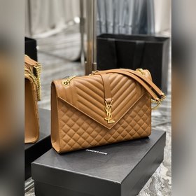 Модель： 487198 Размеры： 31 × 22 × 7,5 см
