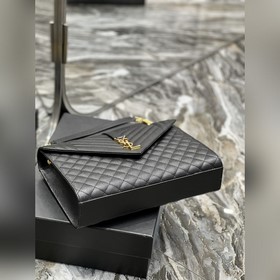 Модель： 487198 Размеры： 31 × 22 × 7,5 см