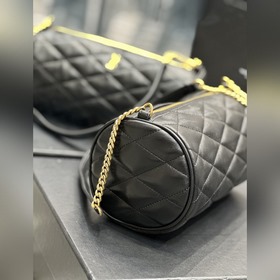Размеры： 24 × 12 × 12 см Длина кожаного ремня и цепочки： 27 см