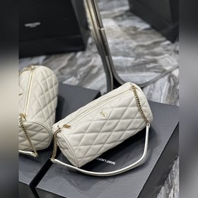 Размеры： 24 × 12 × 12 см Длина кожаного ремня и цепочки： 27 см