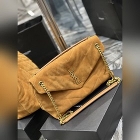 Изготовлено из 100% овечьей кожи, мягкое и нежное на ощупь, созда
