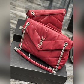 Изготовлено из 100% овечьей кожи, мягкое и нежное на ощупь, созда