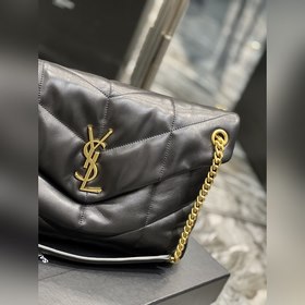 Изготовлено из 100% овечьей кожи, мягкое и нежное на ощупь, созда
