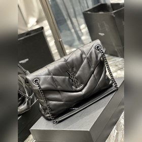 Изготовлено из 100% овечьей кожи, мягкое и нежное на ощупь, созда