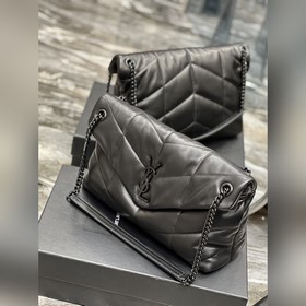 Изготовлено из 100% овечьей кожи, мягкое и нежное на ощупь, созда
