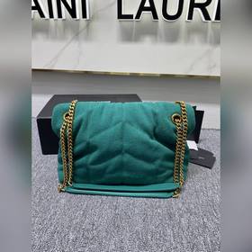 Новая сумка Lou от Saint Laurent из канваса с облаками. Каждая де