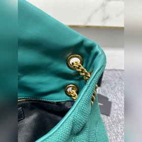 Новая сумка Lou от Saint Laurent из канваса с облаками. Каждая де