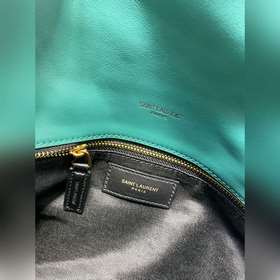 Новая сумка Lou от Saint Laurent из канваса с облаками. Каждая де