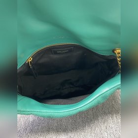Новая сумка Lou от Saint Laurent из канваса с облаками. Каждая де