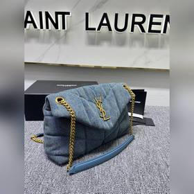 YSL Loulou puffer из джинсовой серии отличается высокой эстетикой