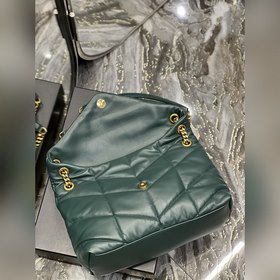 Изготовлено из 100% овечьей кожи, мягкое и нежное на ощупь, созда