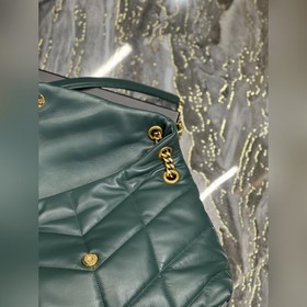 Изготовлено из 100% овечьей кожи, мягкое и нежное на ощупь, созда