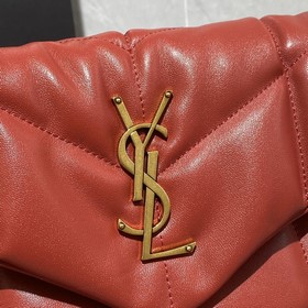 29 см, красная золотая застежка p720LOULOU PUFFER Сумка из стеган