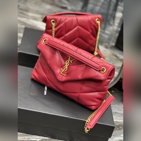 Изготовлено из 100% овечьей кожи, мягкое и нежное на ощупь, созда