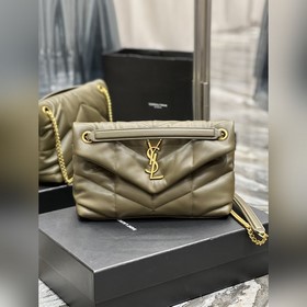 Изготовлено из 100% овечьей кожи, мягкое и нежное на ощупь, созда