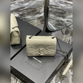 Размеры： 19x15x6 см Модель： 583103