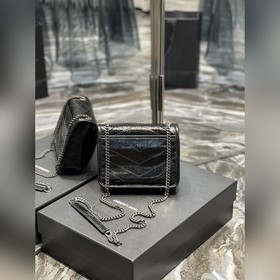 Размеры： 19x15x6 см Модель： 583103