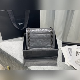 【Комплектация】 Модель： 633151 Оригинальная кожа Размер： 22 × 16,5