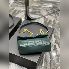 Модель： 620333 Размеры： 23 × 15,5 × 8,5 см
