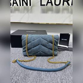 YSL Loulou puffer из серии «Джинсовая» отличается высоким качеств