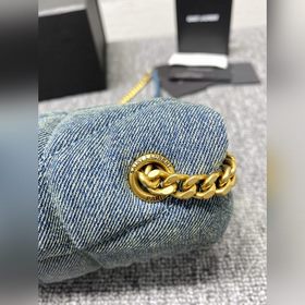 YSL Loulou puffer из серии «Джинсовая» отличается высоким качеств