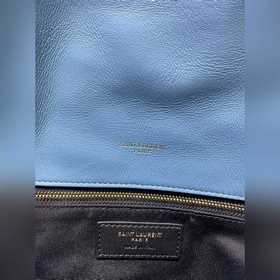 YSL Loulou puffer из серии «Джинсовая» отличается высоким качеств