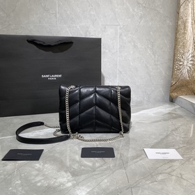 Модель： 620333 Размеры： 23 × 15,5 × 8,5 см