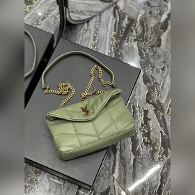 Размеры： 23 × 15,5 × 8,5 см