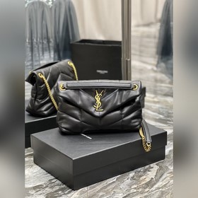 Изготовлено из 100% овечьей кожи, мягкое и нежное на ощупь, созда