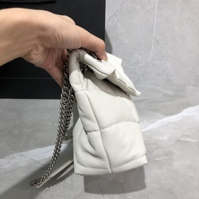 29 см_LOULOU PUFFER Сумка из стеганой кожи ягненка, изготовлена и