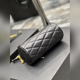 Полный комплект упаковки Модель： 699703 Размеры： 20x10x10 см Дл