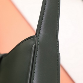[Эксклюзивные фотографии] Высококачественная подделка 2023YSL5A7 