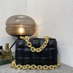 26 x 18 x 8 см