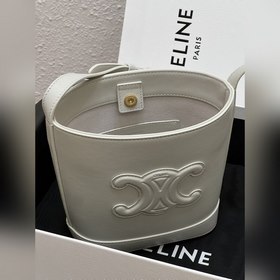 Новые мини-сумки Celine По сравнению с маленьким размером, мини-в