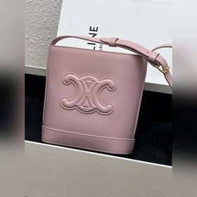 Новые мини-сумки Celine По сравнению с маленьким размером, мини-в