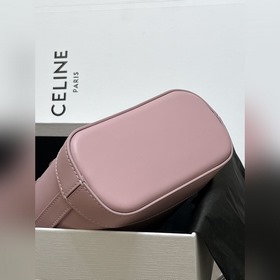 Новые мини-сумки Celine По сравнению с маленьким размером, мини-в