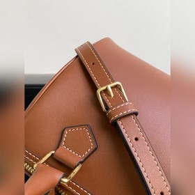Серия раннего весны 23s | CUIR TRIOMPHE Маленькая сумка из гладко
