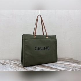 17 x 14 x 6 дюймов (43 x 35 x 15 см) Ткань/кожа Подкладка： ткань 