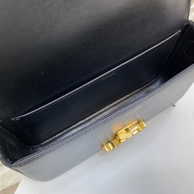 CNY 8 x 4 x 2 дюйма (20 x 10 x 4 см) Кожа быка Подкладка из овечь